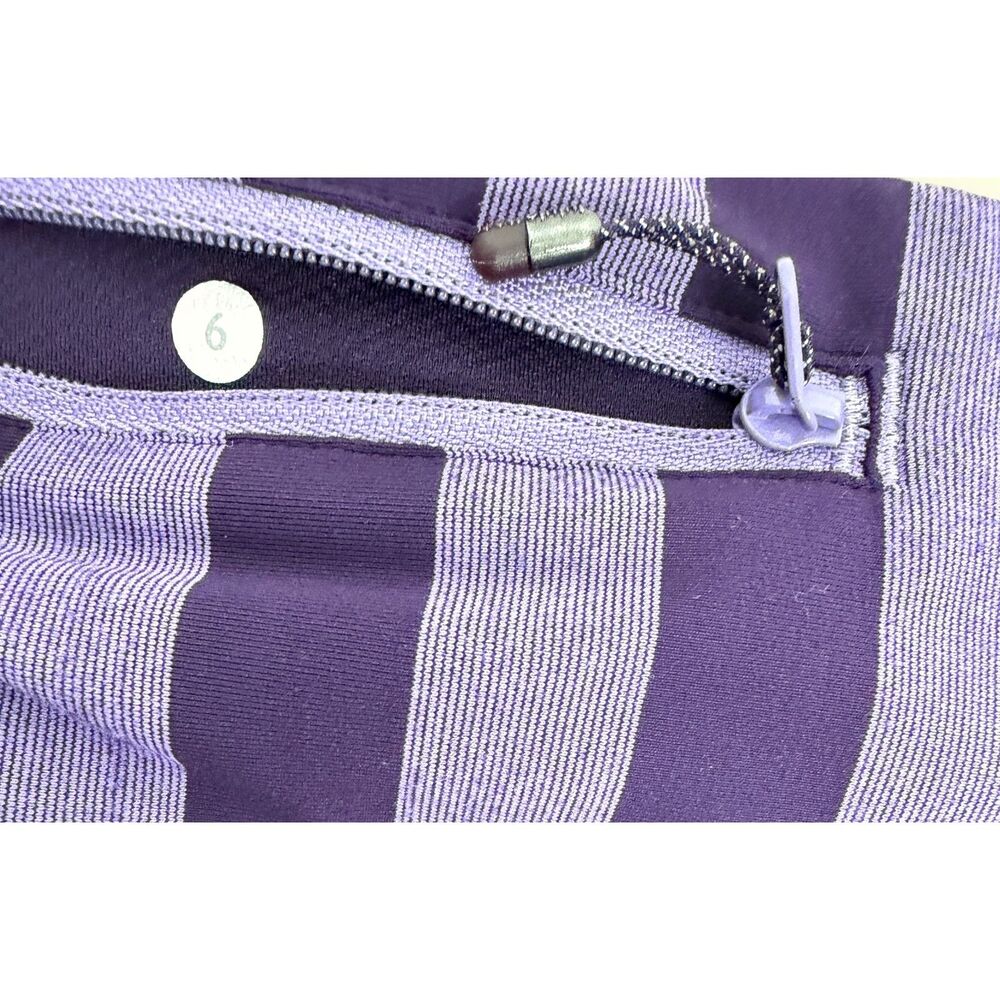 Lululemon Purple Activewear Top Size 6 Gently Used - Picture 6 of 7